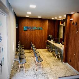 Um Lugar Completo14